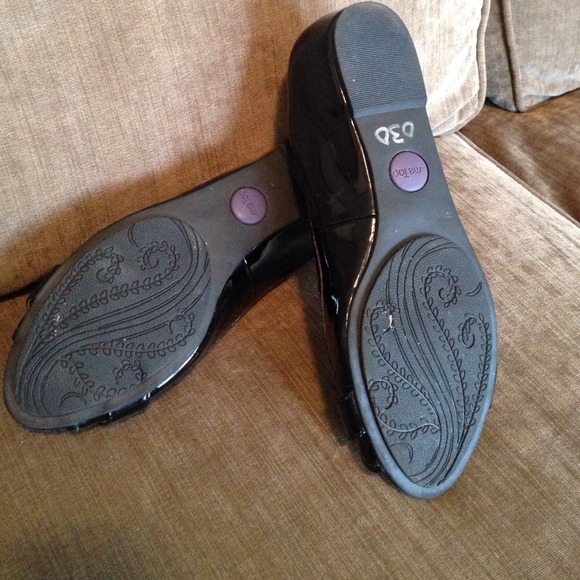 ❌❌SOLD❌❌ME TOO black dress shoes - Picture 2 of 4