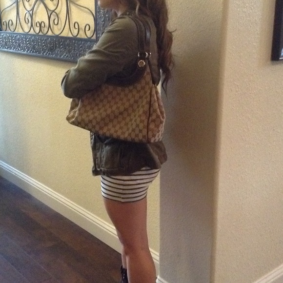 Authentic Gucci handbag. Pristine condition - Picture 4 of 4