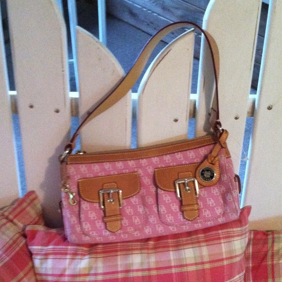 Oh so cute pink and brown purse