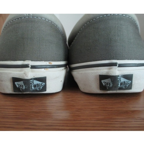 💥Sold on Vinted💥 Gray Two-toned Vans Authentics - Picture 2 of 4