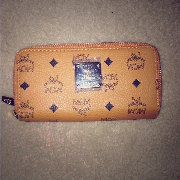 MCM Wallet