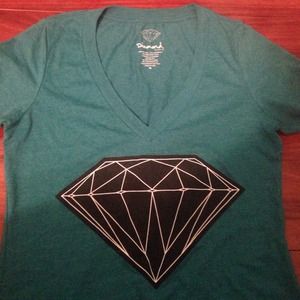 🚫SOLD on Mercari🚫Diamond Supply Co. Teal V neck.