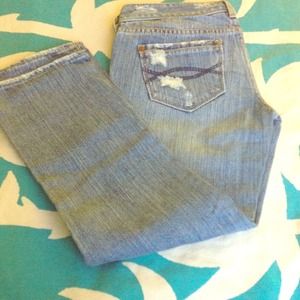 Abercrombie super cute Capri/boyfriend jeans