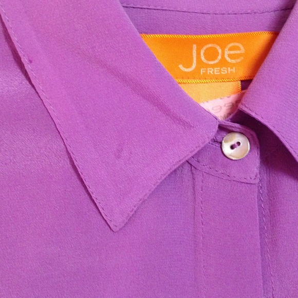 Pretty purple SILK blouse, size small - Picture 2 of 3