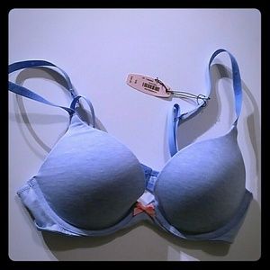 Victoria ' s Secret Bra
