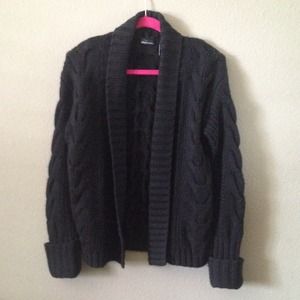 Moda International-VS Chunky Cable Knit Sweater