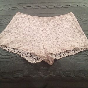 ✨REDUCED✨ Jennifer Lopez Lace Shorts
