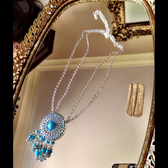 โ๏ธVINTAGE ๐BoHo Necklace - Picture 3 of 3