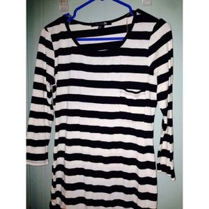 White and black striped forever 21 long sleeve