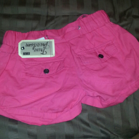 Linen shorts - Picture 2 of 2