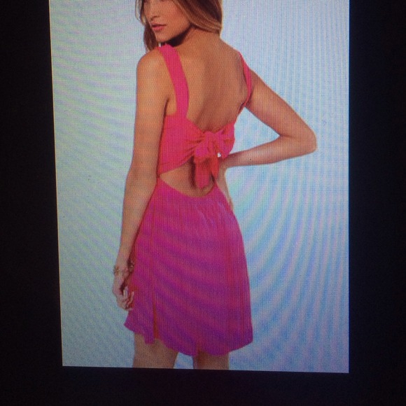 Lulus fuchsia bow back dress