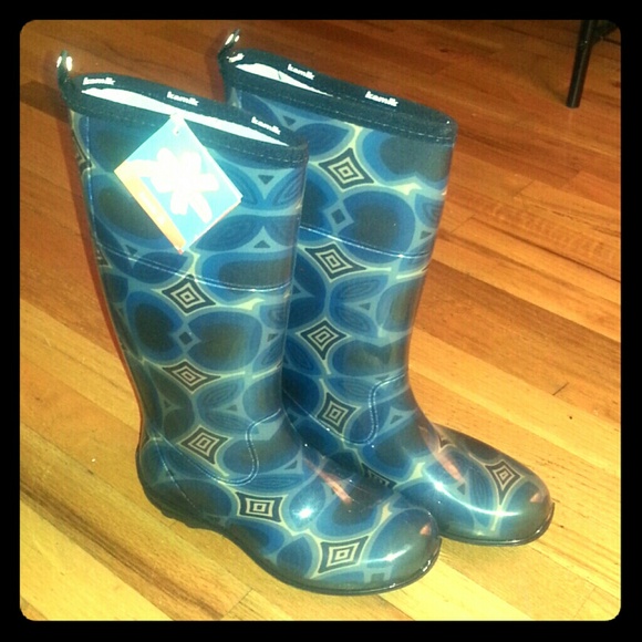 RAINBOOTS
