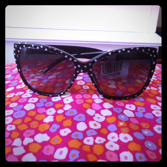 DOLCE & GABBANA AUTHENTIC SUNGLASSES