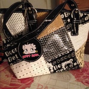 ‼️SOLD  ON Ⓜ️ecari ‼️ Betty boop purse