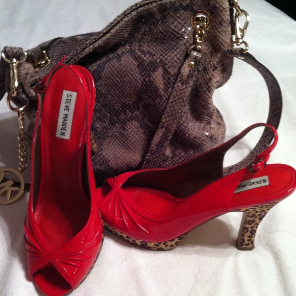 Steve Madden Red shoes