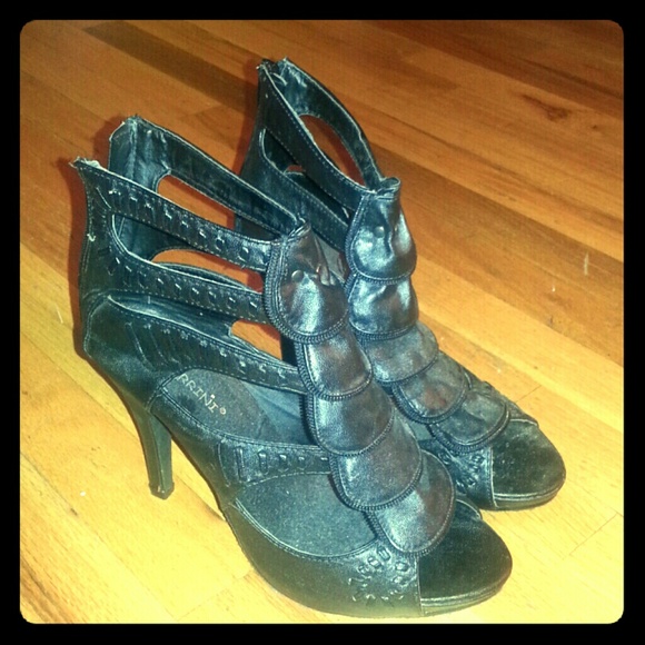 CARRINI HEELS SANDALS