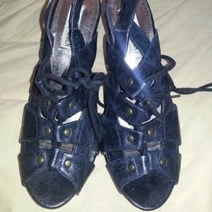 🌹Sale🌹Steve Madden Sandals, size 8, worn once