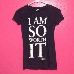 I am so worth it top in navy blue