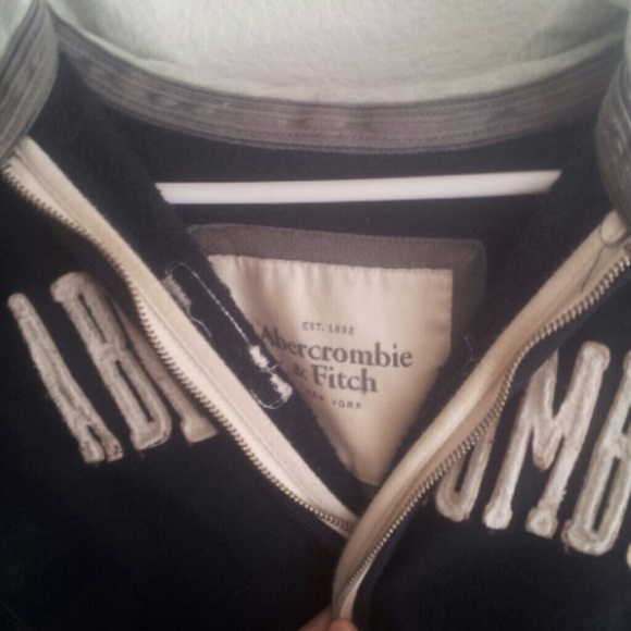 Navy blue sweater - Picture 3 of 4