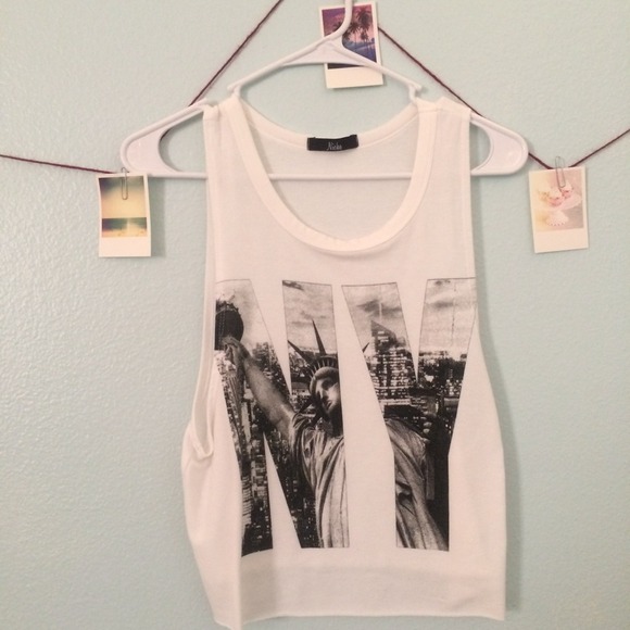 NY Graphic Top