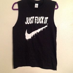 Nike Tee