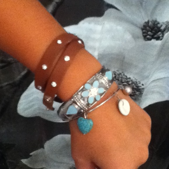 SAVE!!!! Bracelets 💜Bundle💜