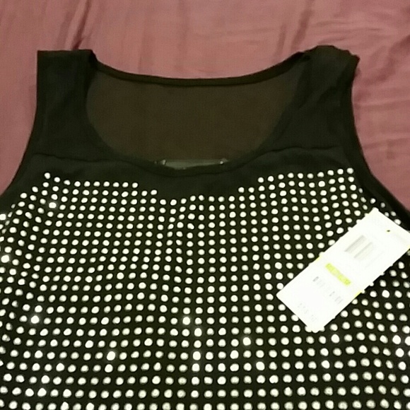 SOLD. International Concepts top - Picture 2 of 4