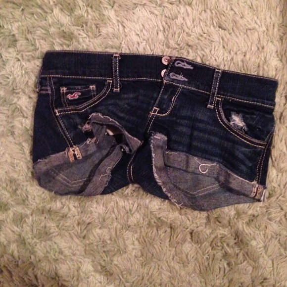 denim shorts (reserved)