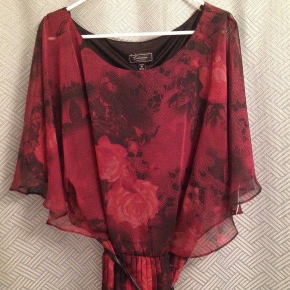 Dress Barn Tops - Gorgeous Butterfly Dress Top