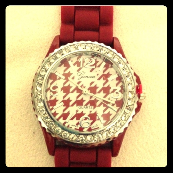 Final Price✂️Arm Candy Geneva Watch. NWOT
