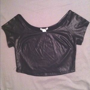 Faux leather crop top 🌻