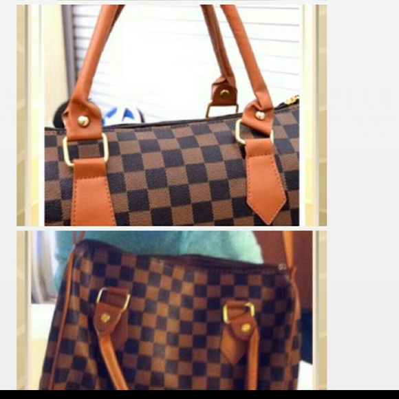 Lady Quilted Crossbody Shoulder Bag - Picture 2 of 4