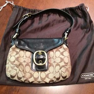 Beautiful Coach purse *AUTHENTIC* *PRISTINE*