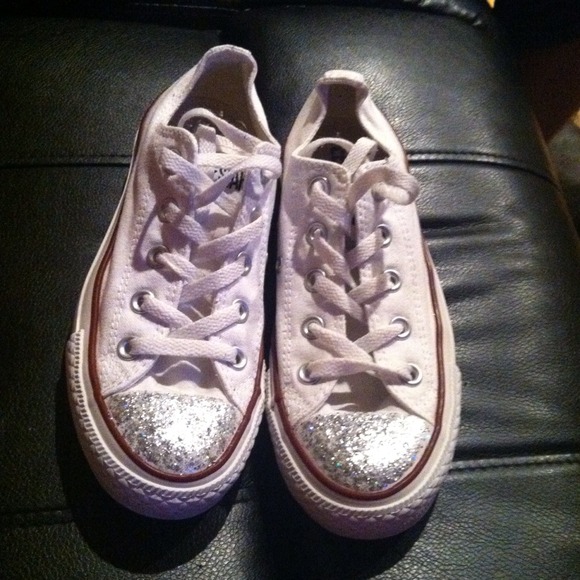 White sparkle converse