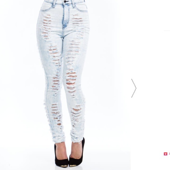 High waisted jeans