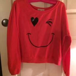 Forever 21 get happy/winky face shirt