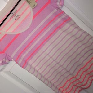 American Eagle short sleeve Tee