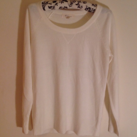 Forever 21 Sweaters - SOFT CREAM SWEATER