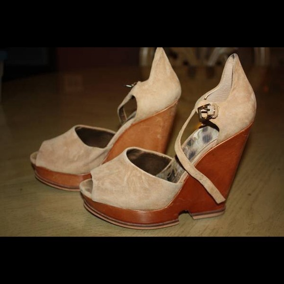 REDUCED PRICE Sam Edelman wedges