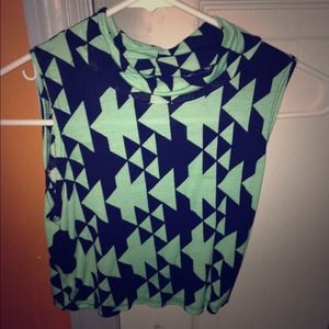 Crop top