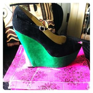 Suede multi color Wedge