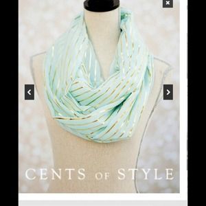 Silky mint scarf, with gold detail