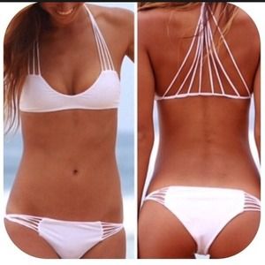👙👙👙LOOKING FOR MIKOH Banyans Top😍🙌👙
