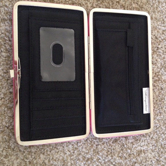 Striped wallet - Picture 2 of 3