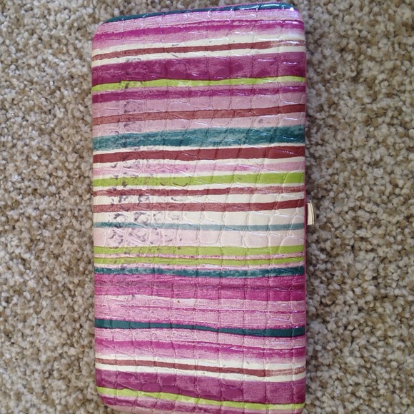 Striped wallet - Picture 3 of 3