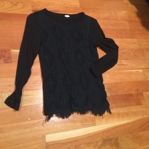Quarter sleeve lace black shirt
