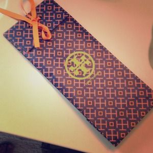 Tory burch gift bag