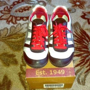 2 Pairs Onitsuka Tiger shoes Reduced!!