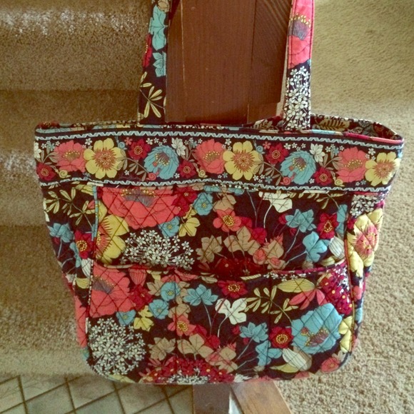 Vera Bradley Happy Snails large tote
