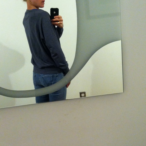 THREAD sweatshirt - Picture 3 of 4